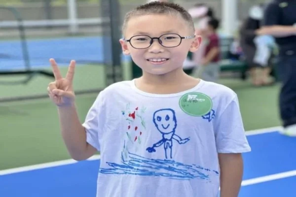 T1登顶全球总决赛 Faker五冠加冕再铸传奇